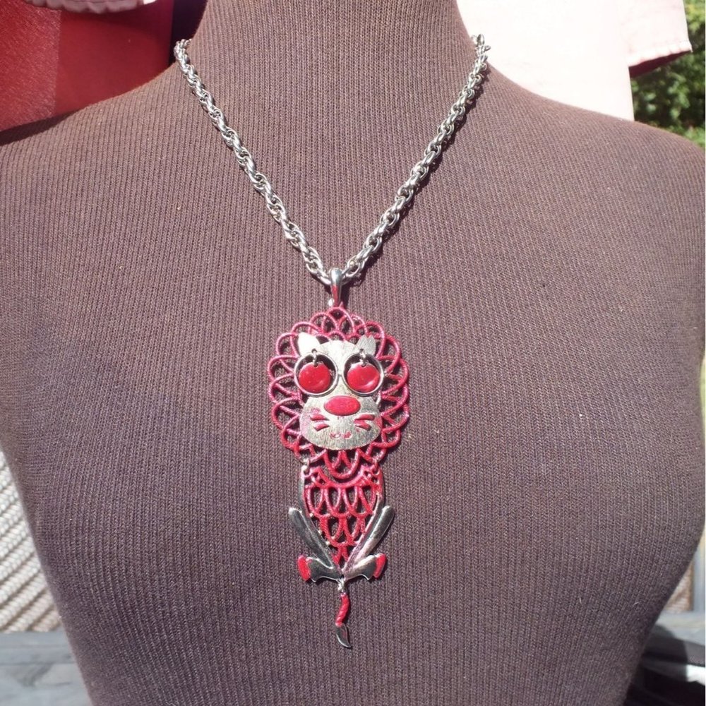 Large Red and Silver Lion Pendant on 20" Link Alloy Chain, Large Retro 1970s Sty
